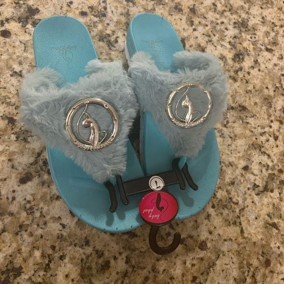 ❌SOLD❌ 😻Babyphat Fur Sandals - Picture 2 of 9